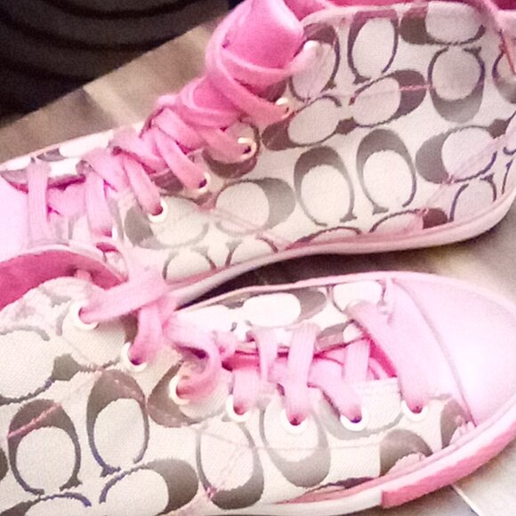 COACH  Pink and beige sneakers. Great preloved condition.  Size 7.5 Franca style - Picture 1 of 10